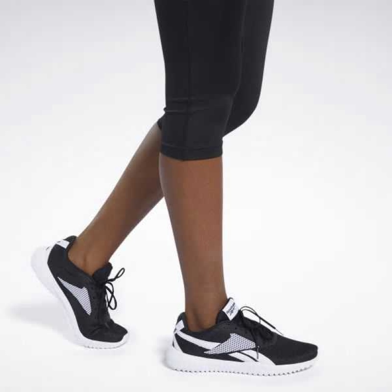 Black Reebok Workout Ready Capri Leggings | DOH-816452
