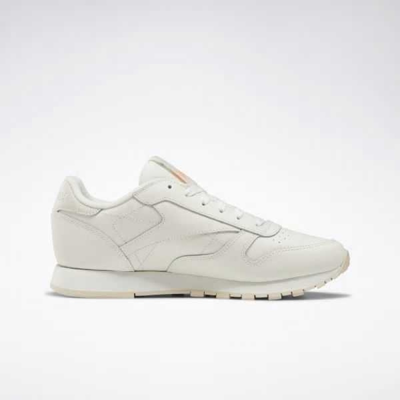 Cream White Reebok Classic Leather | EQM-879321